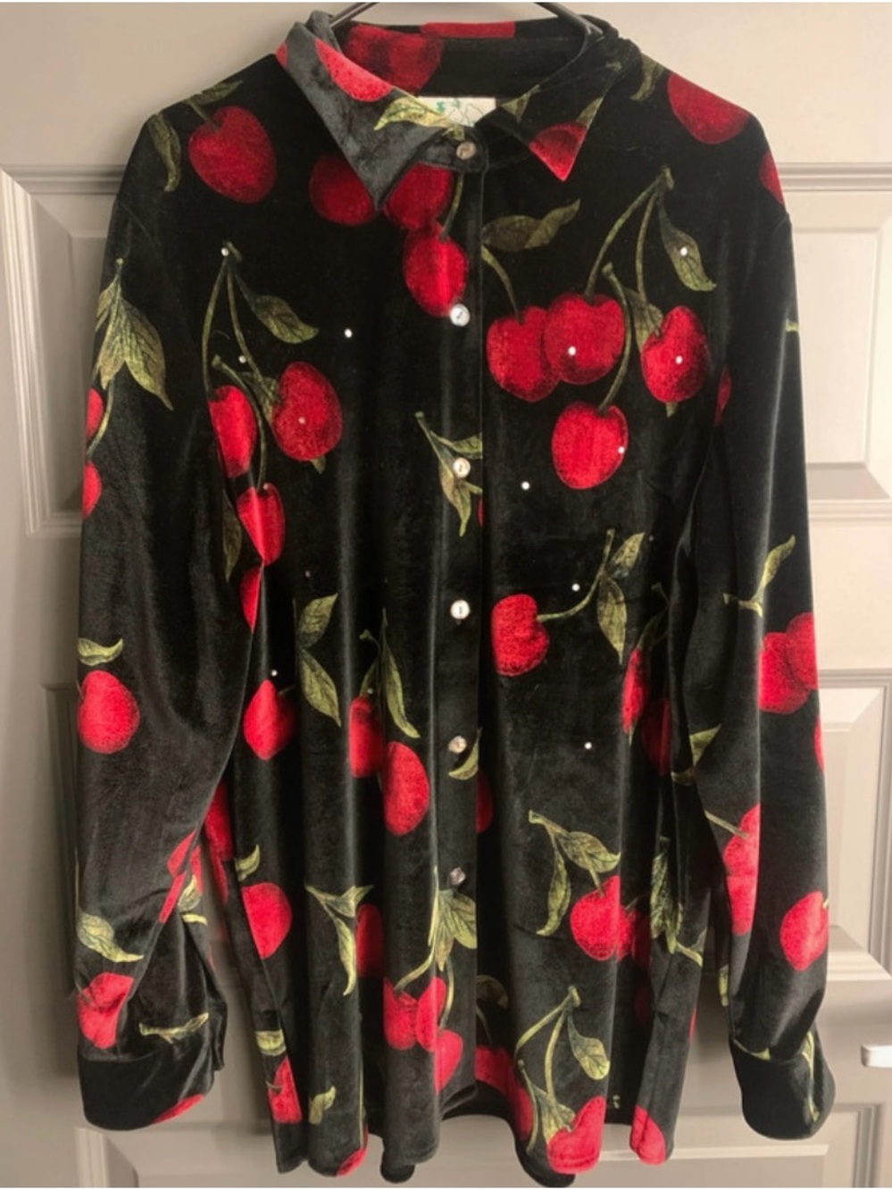 Vintage Style Black Velvet Button Up Longsleeve Shirt Cherry Diamond Sparkle